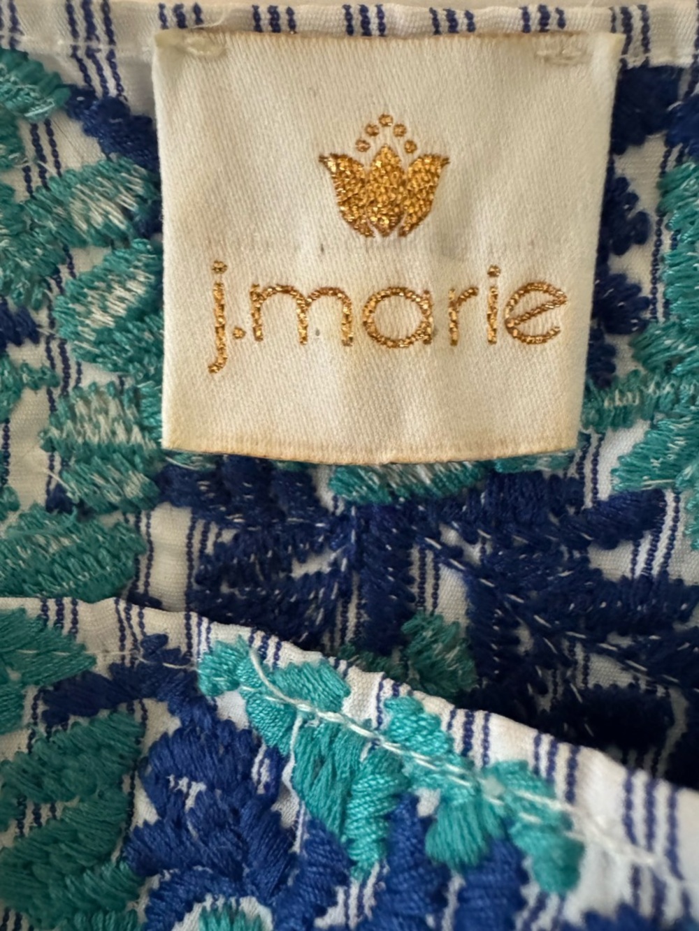 J.Marie Cotton Top with Embroidered Flowers Size M - Picture 2 of 7